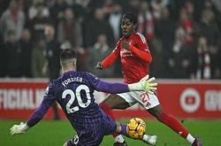 开云体育入口-热刺客场失分，欧战席位岌岌可危