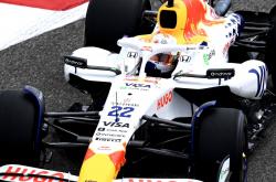 开云体育在线-威廉姆斯逆转索伯车队，维斯塔潘关键制胜