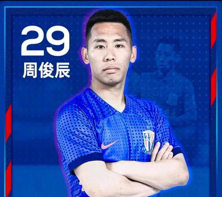 包含长春亚泰尝到败果，战术调整助其走出低谷的词条