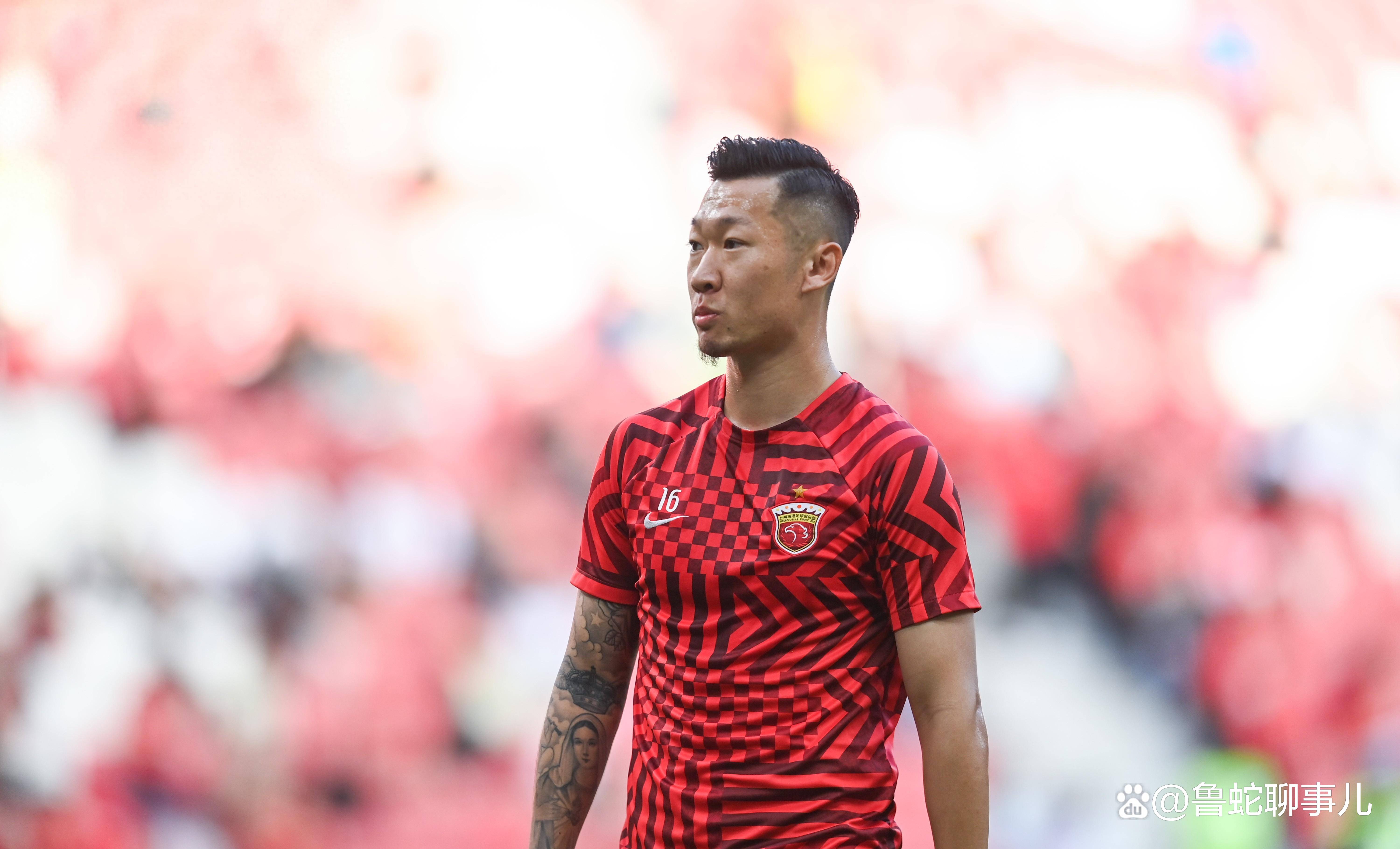 上港劲旅在较量中展现出色表现，实力不可小觑