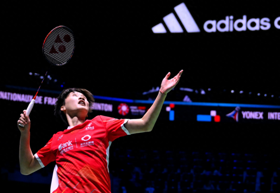 包含韩国羽毛球队碾压泰国羽毛球队，辛杜高光表现的词条